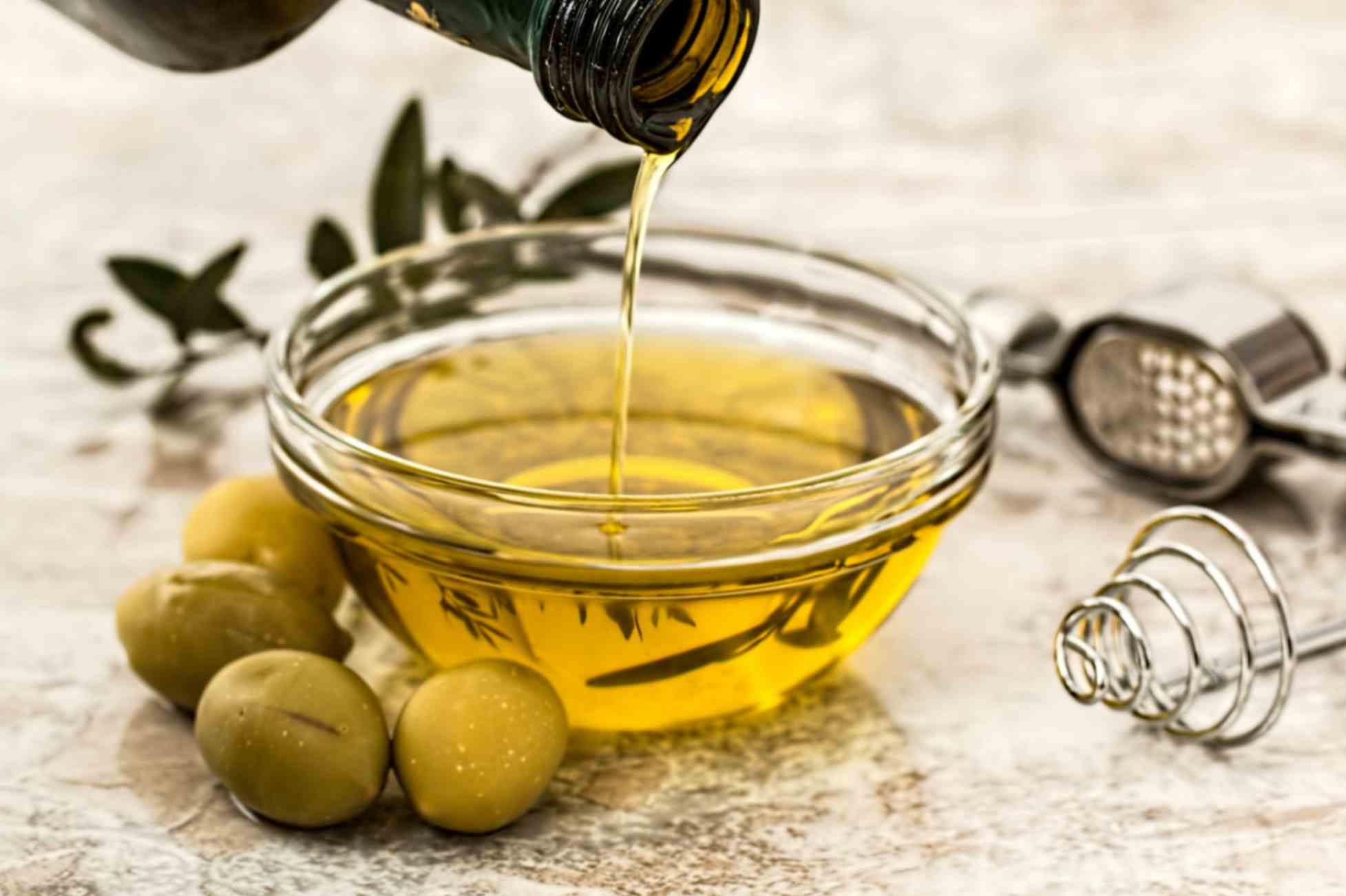 Extra Virgin Olive oil for hair growth